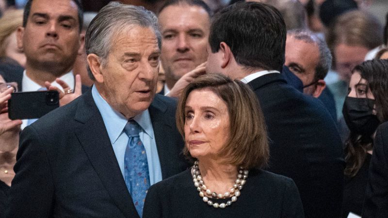 Paul Pelosi, Nancy Pelosi’s husband, attacked at couple’s home | CNN Politics
