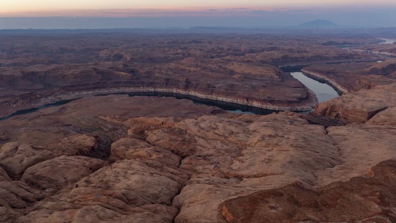 Feds begin ‘expedited’ process to help save drought-stricken Colorado River | CNN