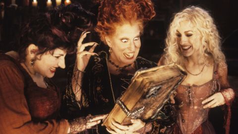 Kathy Najimy, Bette Midler und Sarah Jessica Parker in „Hocus Pocus“ von 1993 