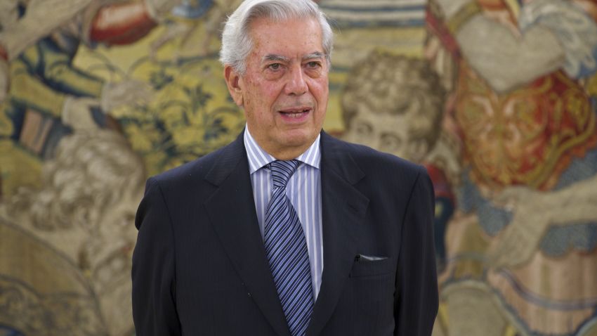 MADRID, SPAIN - MAY 11:  Nobel Prize in Literature winner Mario Vargas Llosa poses for the photographers at the Zarzuela Palace on May 11, 2011 in Madrid, Spain.  (Photo by Carlos Alvarez/Getty Images)