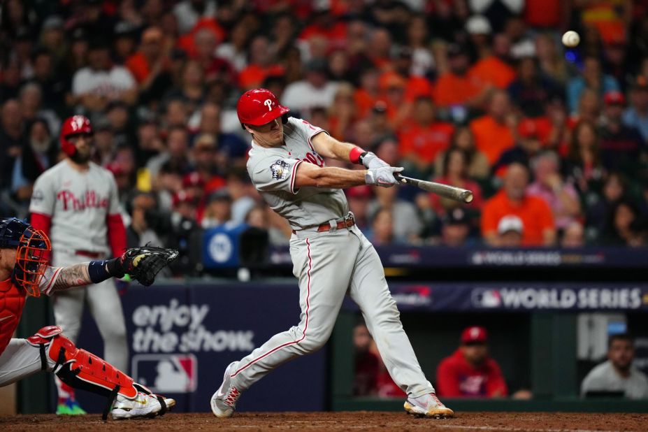 J.T. Realmuto leads Phillies comeback vs. Astros in World Series Game 1