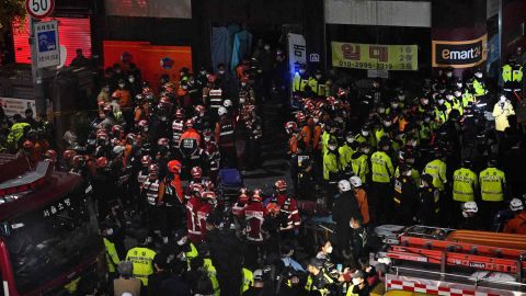 After the accident, rescue teams and police gathered in the Itaewon district.