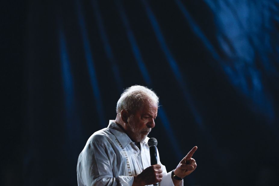 Luiz Inácio Lula da Silva speaks during a campaign rally in Rio de Janeiro, Brazil, on July 7, 2022.