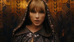 Taylor Swift Bejeweled MV SCREENGRAB