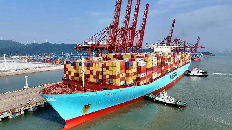 Shipping giant Maersk warns of ‘dark clouds on the horizon’ | CNN Business