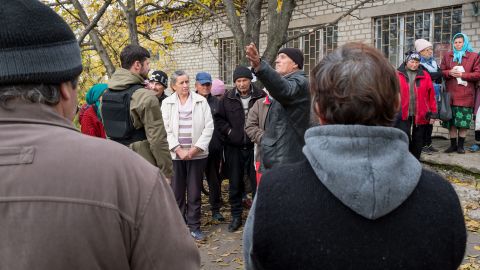 A villager confronts prosecutor Oleksandr Kleshchenko about the government's lack of help.
