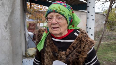 Vera Lapushnyak returns home after her village is liberated by Ukrainian forces to find her roof almost completely destroyed.