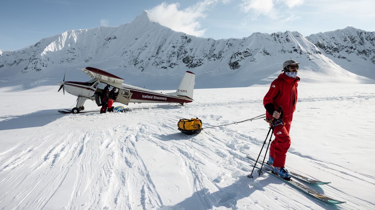 <strong>Soft landing:</strong> The team flew onto the glacier as Washburn and Bates did 85 years earlier.