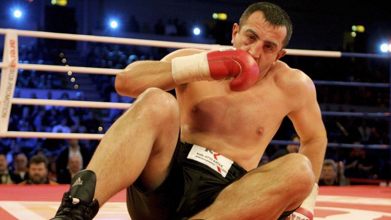 Former heavyweight boxer Goran Gogic charged with trafficking over $1 billion worth of cocaine | CNN
