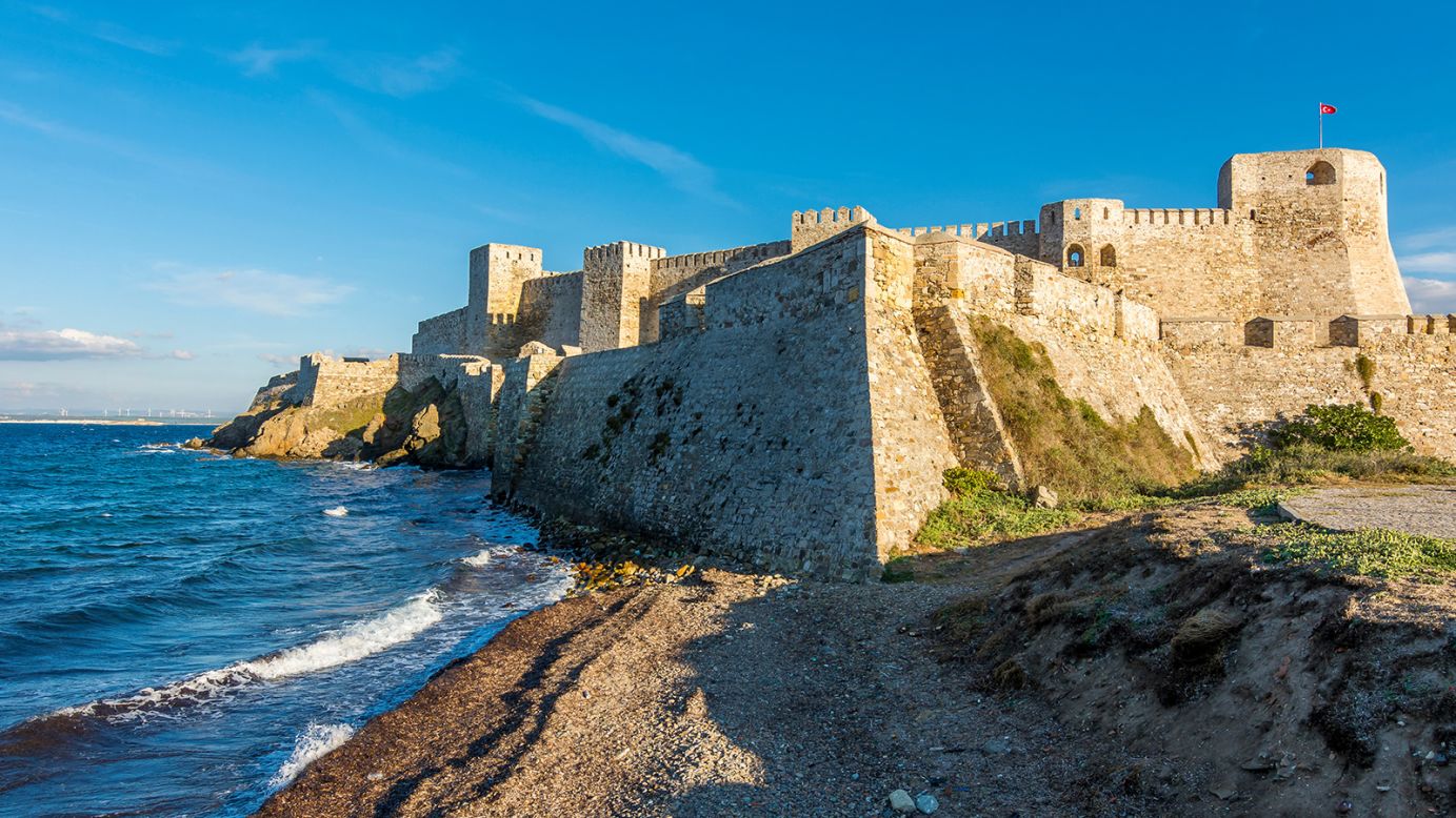 <strong>Imposing castle:</strong> This fortified structure is one of the first things visitors see of the island of Bozcaada when arriving by boat.