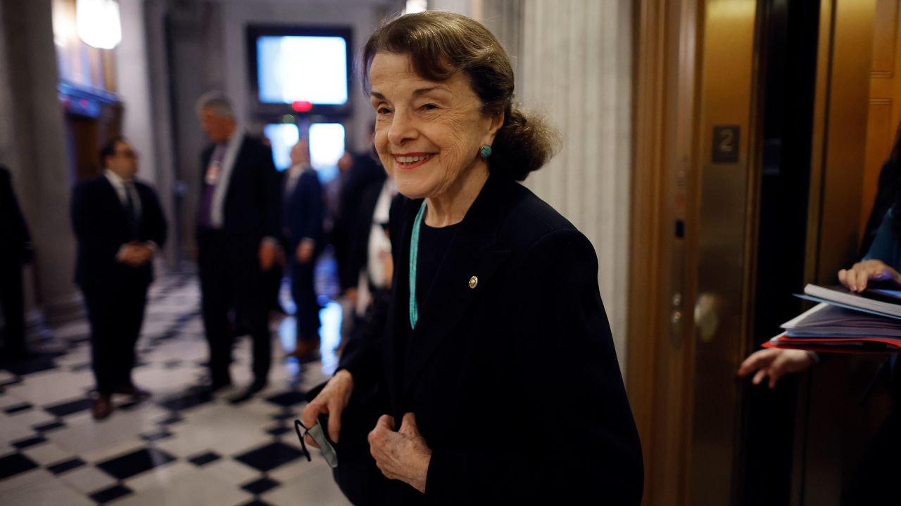 WASHINGTON, DC - JUNE 23: Sen. Dianne Feinstein (D-CA) heads into the Senate chamber before the passage of the Bipartisan Safer Communities Act at the U.S. Capitol on June 23, 2022 in Washington, DC. The bipartisan gun safety legislation passed the Senate on a vote of 65 to 33.  (Photo by Chip Somodevilla/Getty Images)