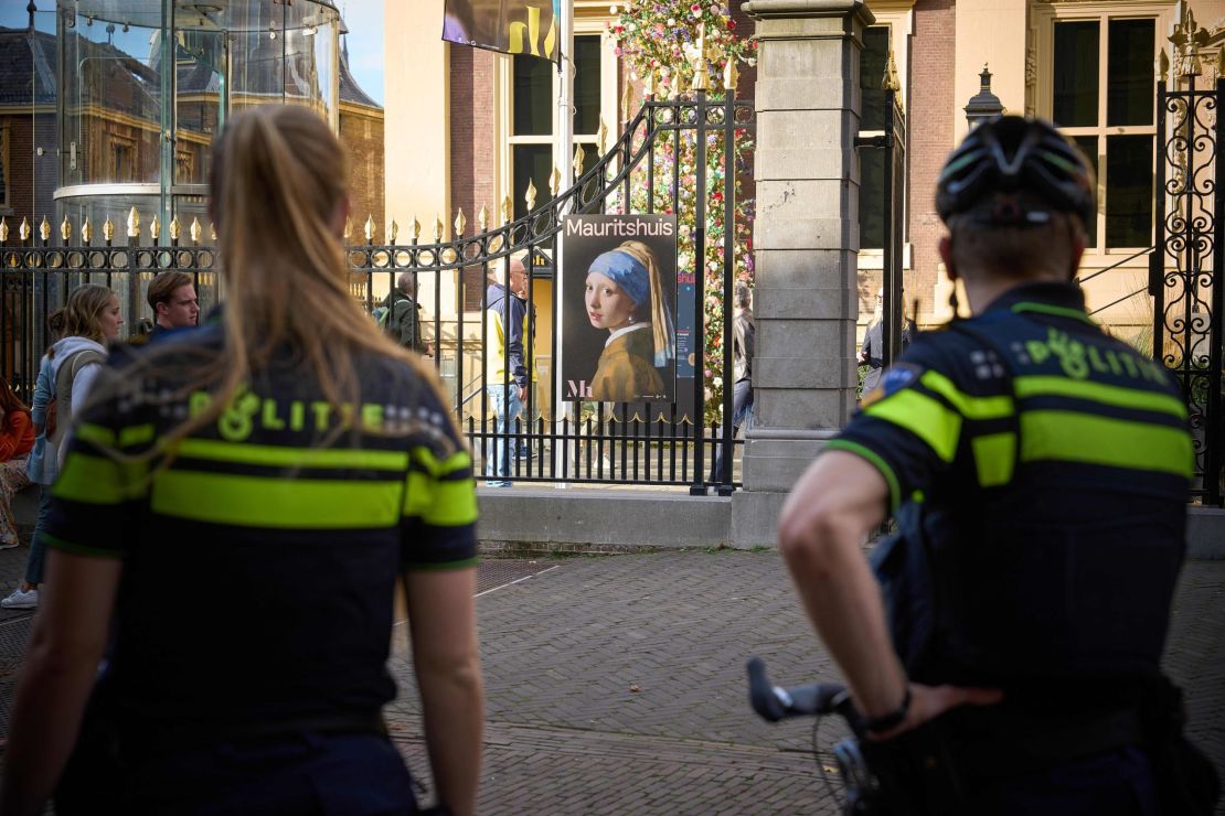 Police officers standing guard outside the Mauritshuis museum shortly after the incident on October 27, 2022.