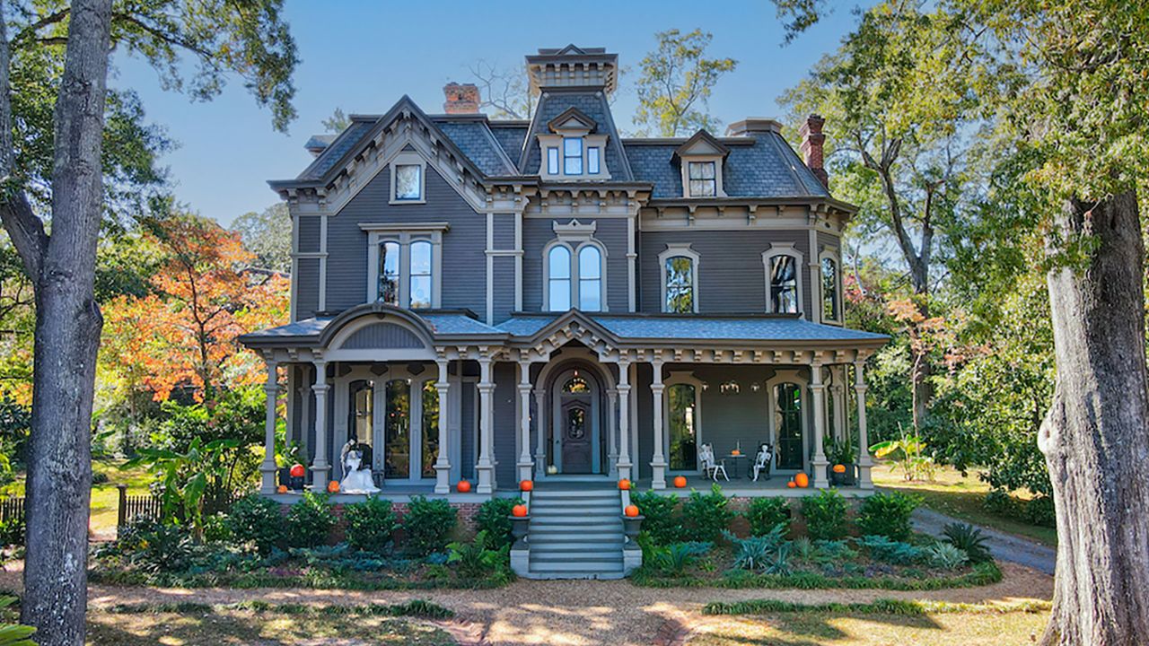 The Georgia house used as the Creel family home in Netflix's 'Stranger Things' was constructed in 1882.