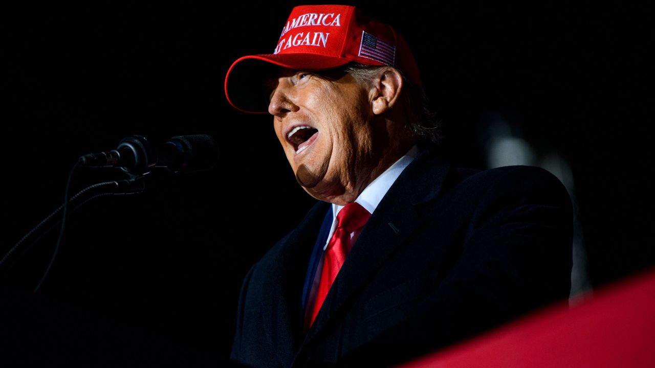 SIOUX CITY, IA - NOVEMBER 03: Former U.S. President Donald Trump speaks during a campaign event at Sioux Gateway Airport on November 3, 2022 in Sioux City, Iowa. Trump held the rally to support for Iowa GOP candidates ahead of the state's midterm election on November 8th. (Photo by Stephen Maturen/Getty Images)