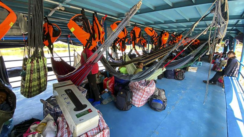 الاحتجاج على تسرب النفط في بيرو: إطلاق سراح السائحين الذين تم أسرهم من قبل القبائل ، حسب قول مسؤول