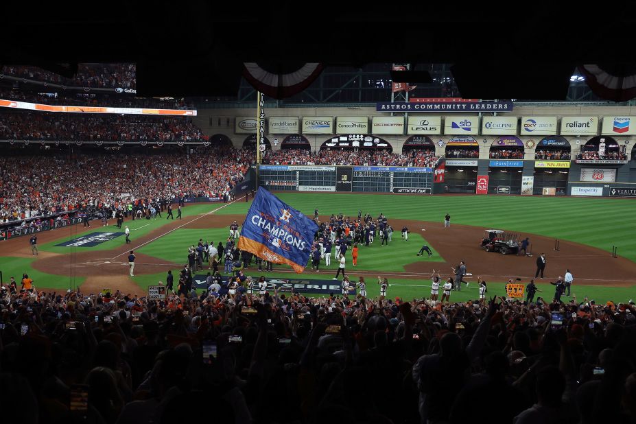 Minute Maid Park becomes first MLB venue with 's Just Walk
