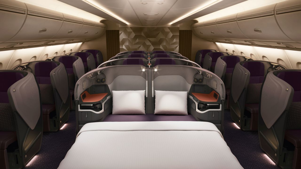 Business class on a Singapore Airlines A380R features a double-bed option.