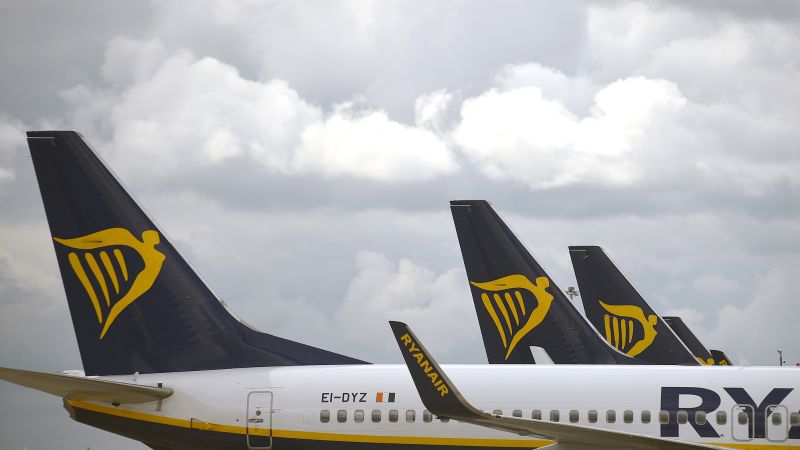 Ryanair is booming as flyers ditch pricier airlines | CNN Business