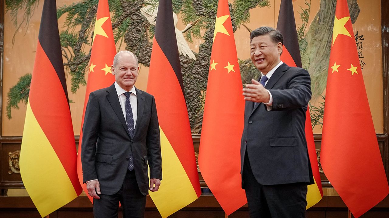 Chinese leader Xi Jinping welcomes German Chancellor Olaf Scholz at the Great Hall of the People in Beijing on November 4, 2022. 