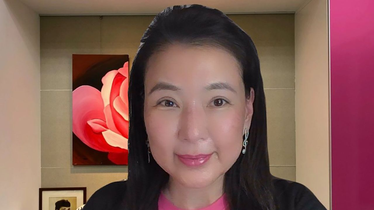 Perfect Corp. founder and CEO Alice Chang said she spoke to CNN Business while wearing the company's "digital makeup" on a conference call.