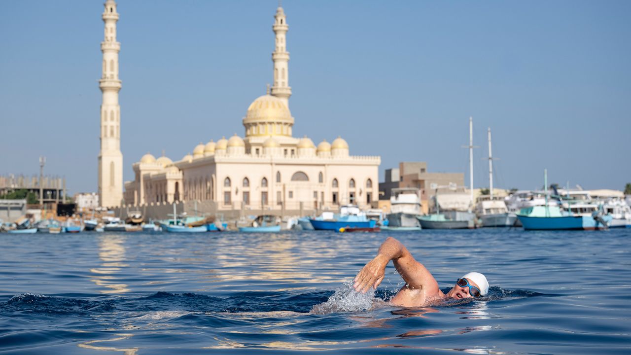 Pugh's swim went from Saudi Arabia's Tiran Island to Hurghada in Egypt.