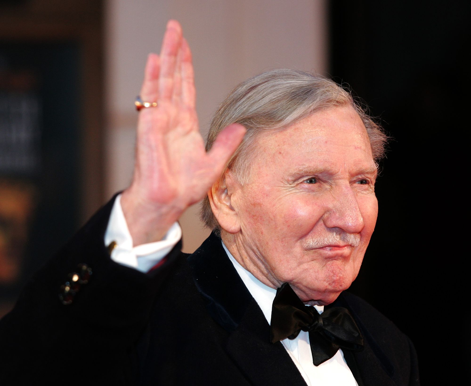 Leslie Phillips