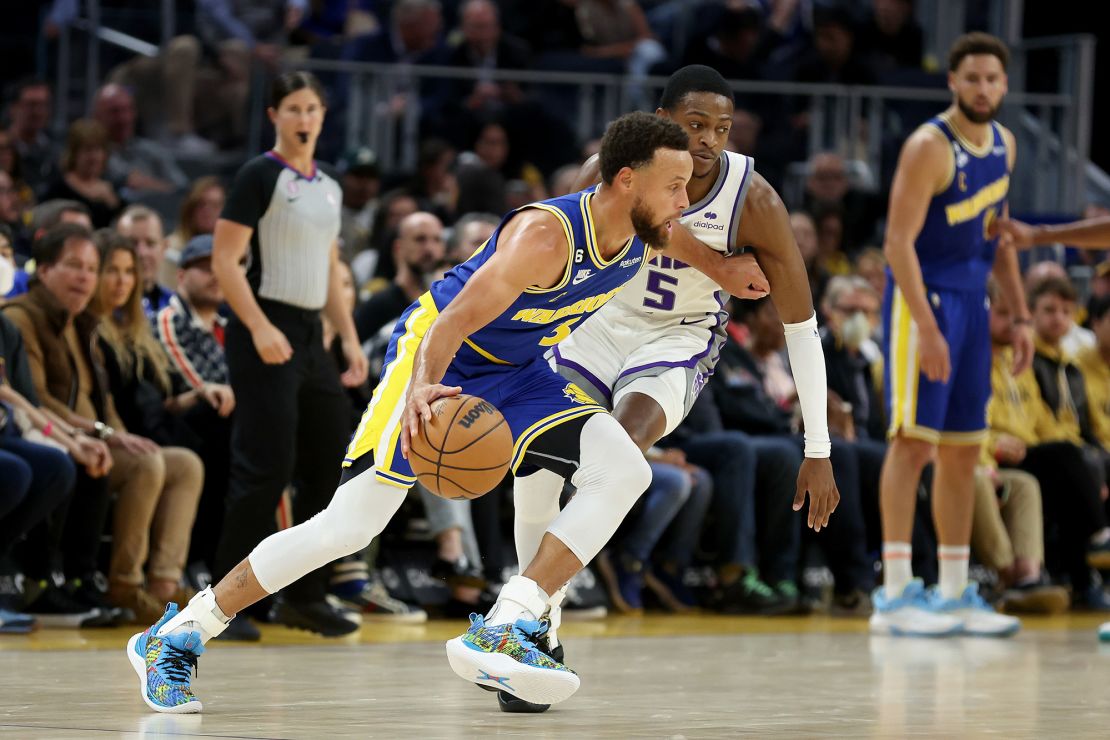 Steph Curry drops 47 points against the Sacramento Kings to snap the ...