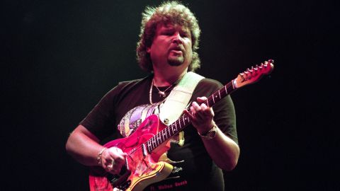 Jeff Cook of Alabama performs at Shoreline Amphitheatre on July 13, 1991 in Mountain View, California. Cook died on Monday in Destin, Florida. 