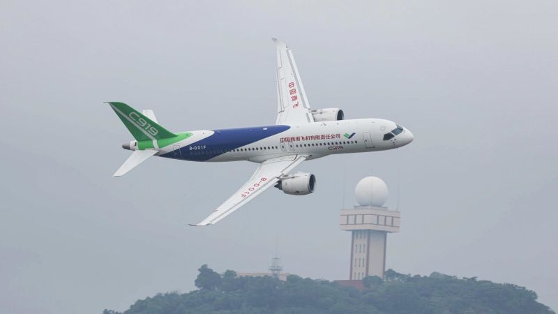 Covid restrictions cloud airshow debut of China’s Comac C919 jet | CNN Business