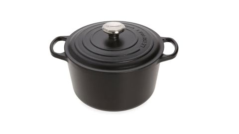 nordstrom le creuset cnnu