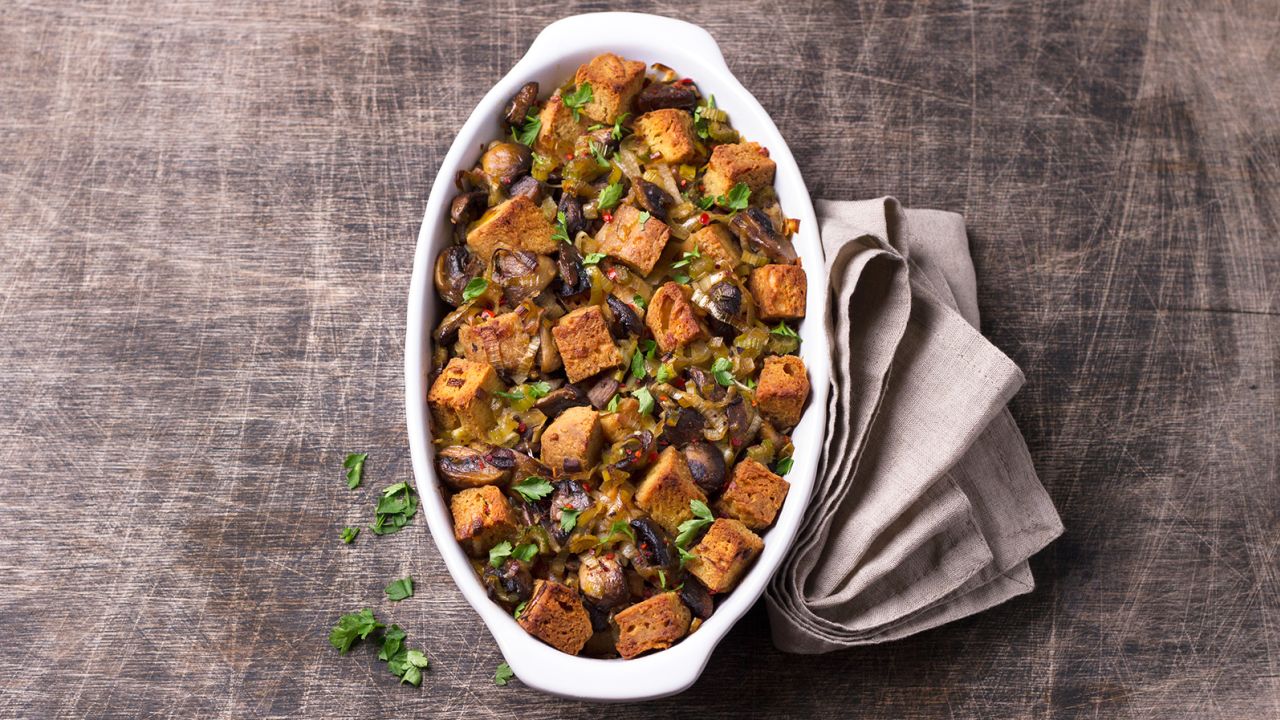 A vegan stuffing with mushrooms, leeks and crunchy croutons.