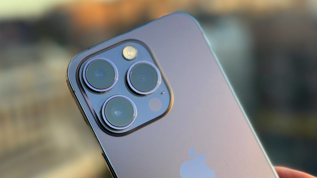 Pros and cons of the iPhone 14 Pro