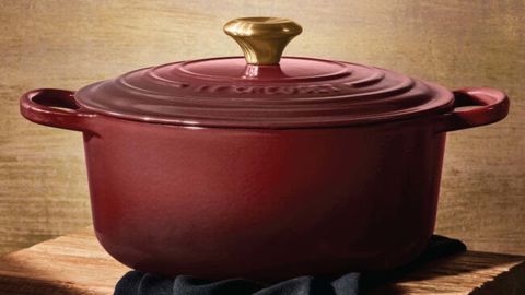 Underlined Le Crueset Round Dutch Oven