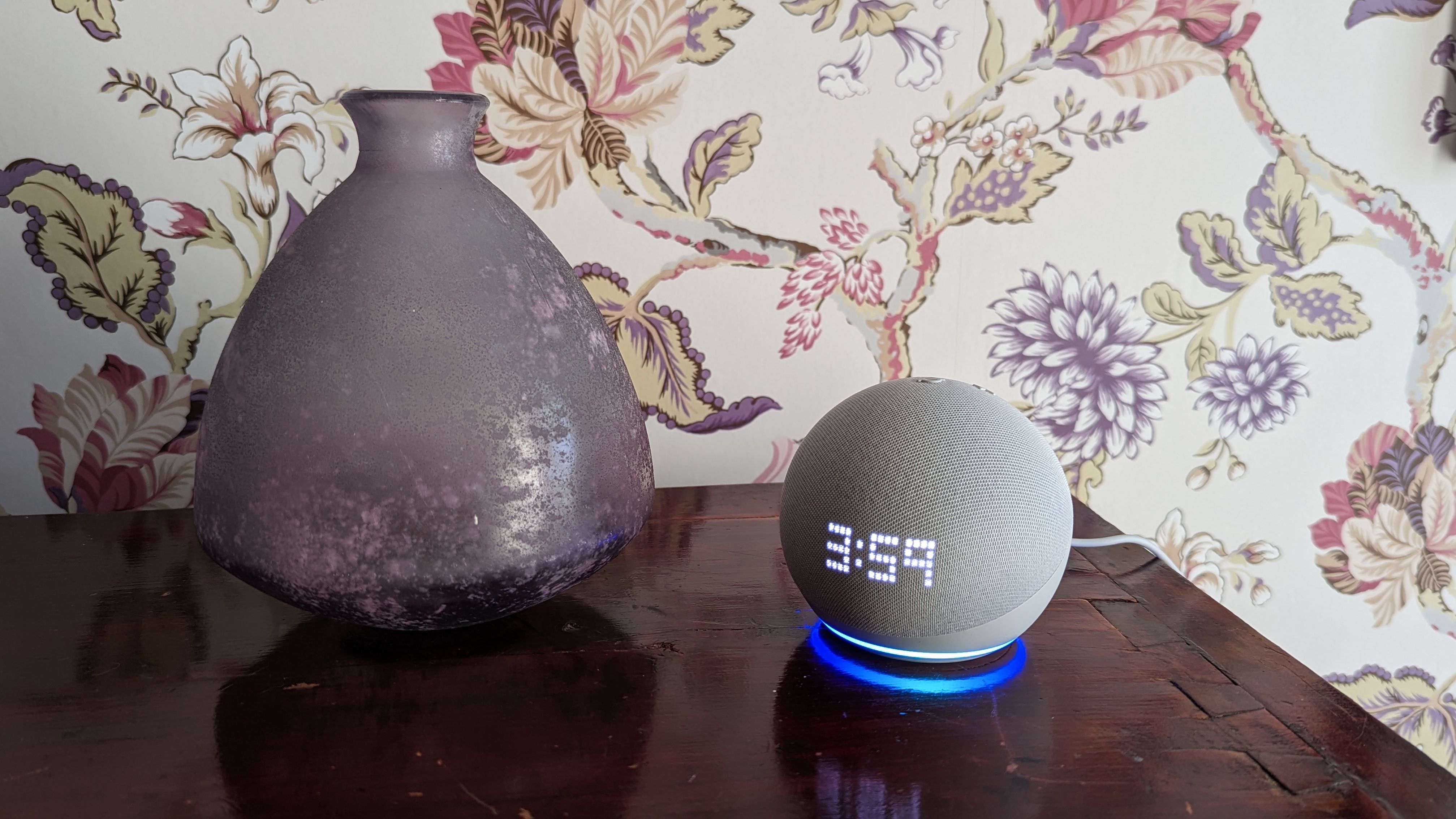 Echo Dot with Clock (5th generation) Review: Improved display
