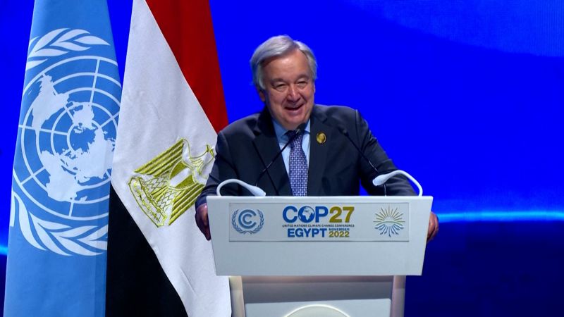 Watch the moment the UN Secretary-General realizes he’s reading the wrong speech at COP27 | CNN