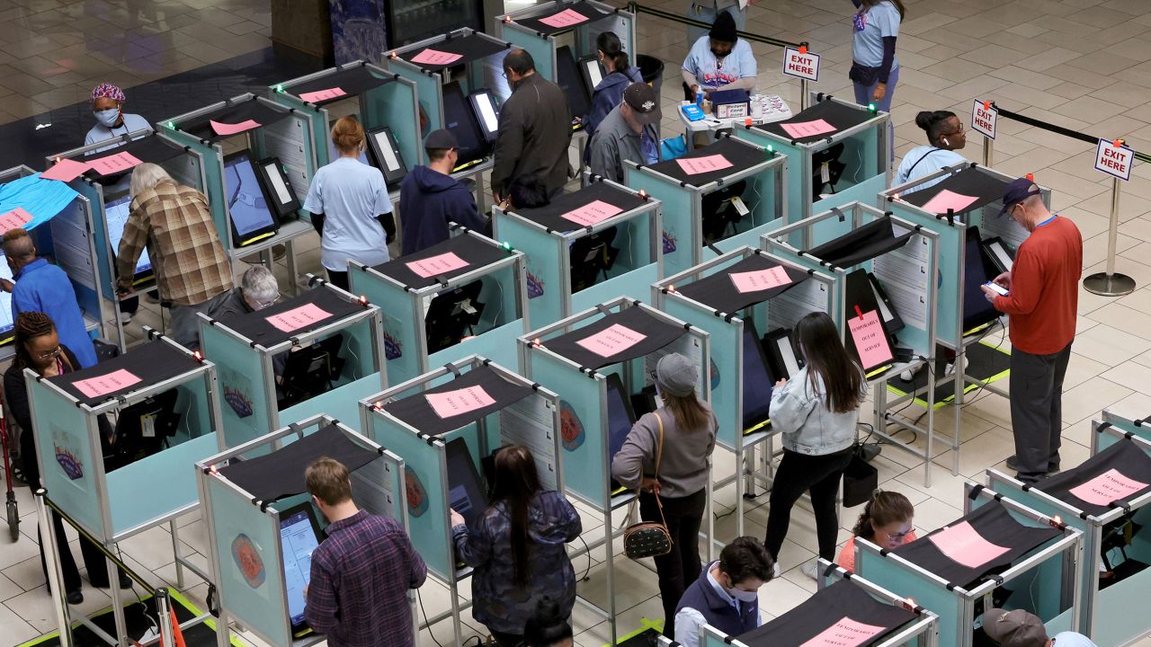 People vote at the Meadows Mall in Las Vegas on November 8, 2022.