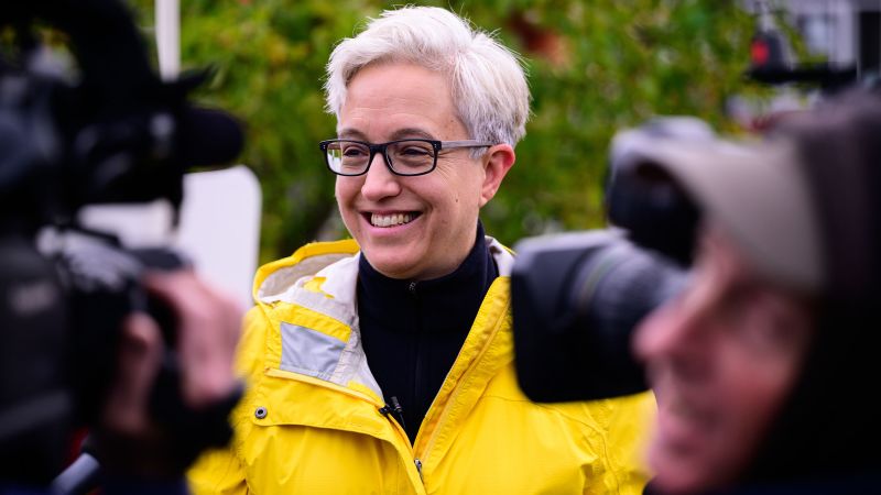 Tina Kotek of Oregon will be one of first out lesbian governors in US, CNN projects | CNN Politics