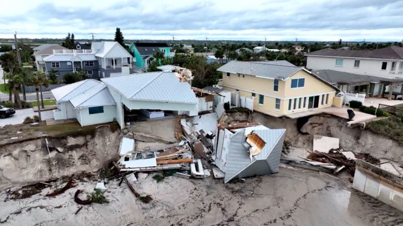 Hurricane Nicole: Beachfront homes in small Florida community washed away