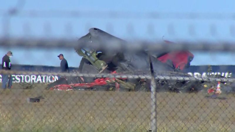 FAA, NTSB investigating mid-air collision at Dallas airshow | CNN