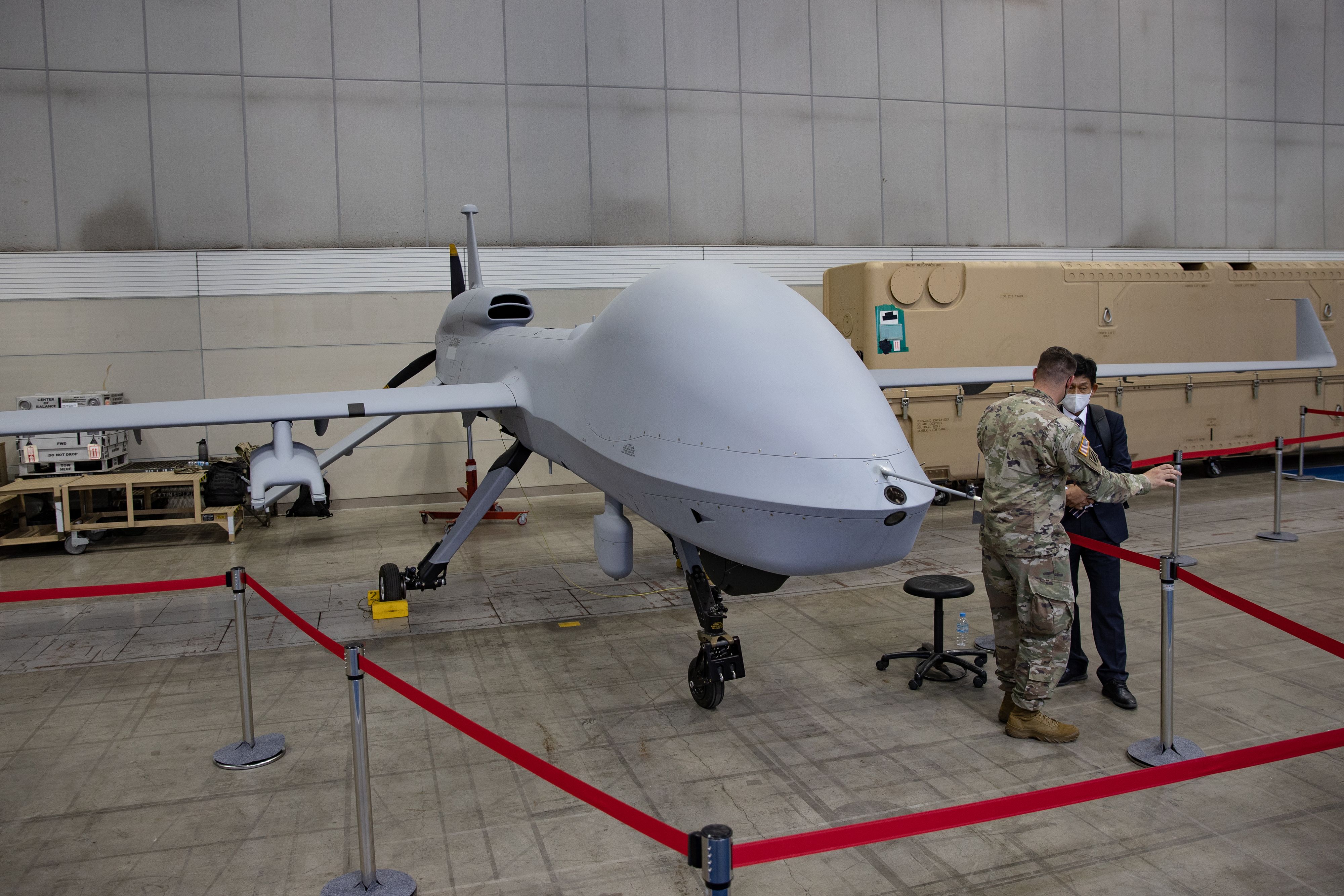 lift Heel Empirical Gray Eagle: US studying how to modify powerful armed drone as Ukrainian  demand grows | CNN Politics