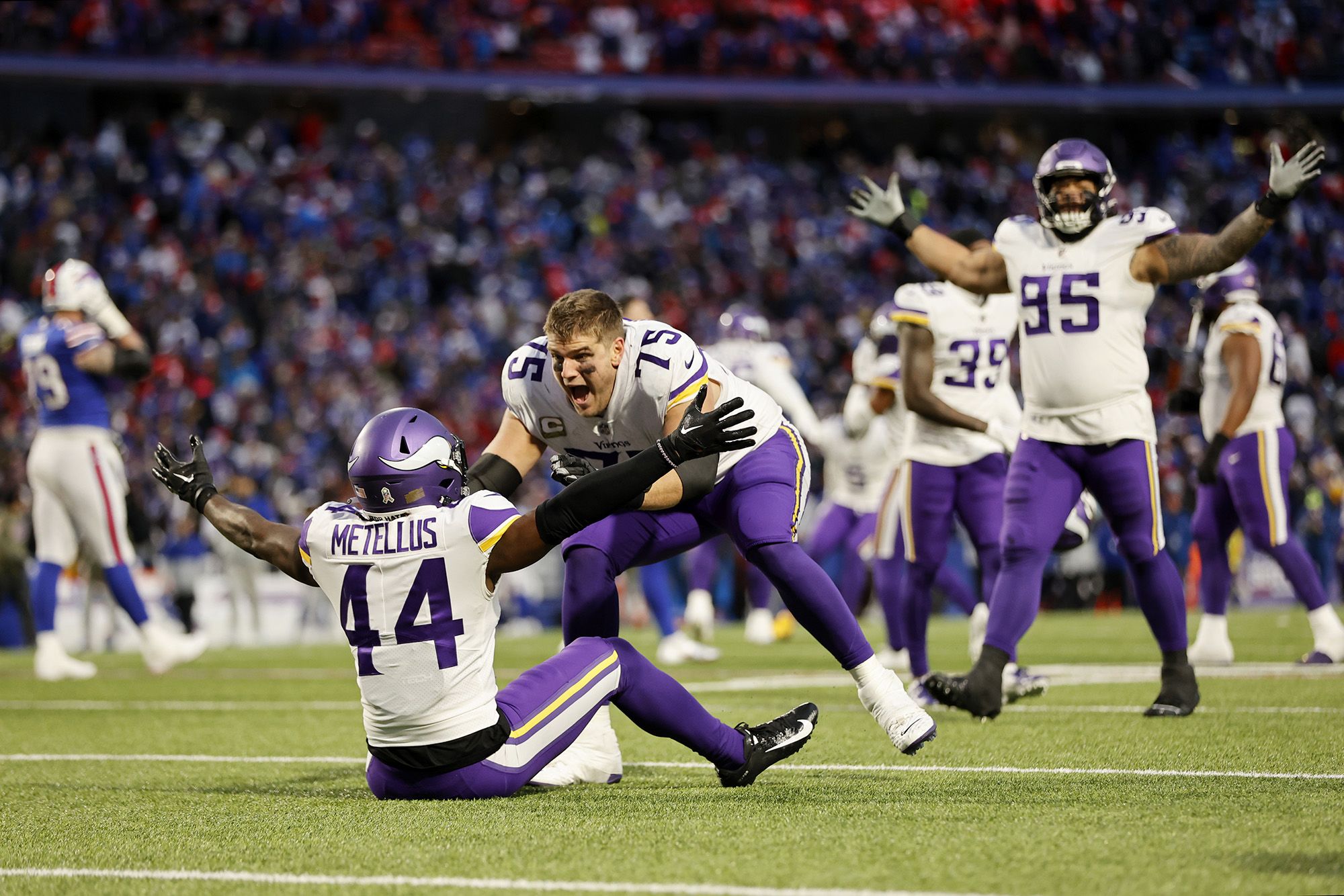 Vikings vs Bills: Minnesota pulls off epic 33-30 overtime victory