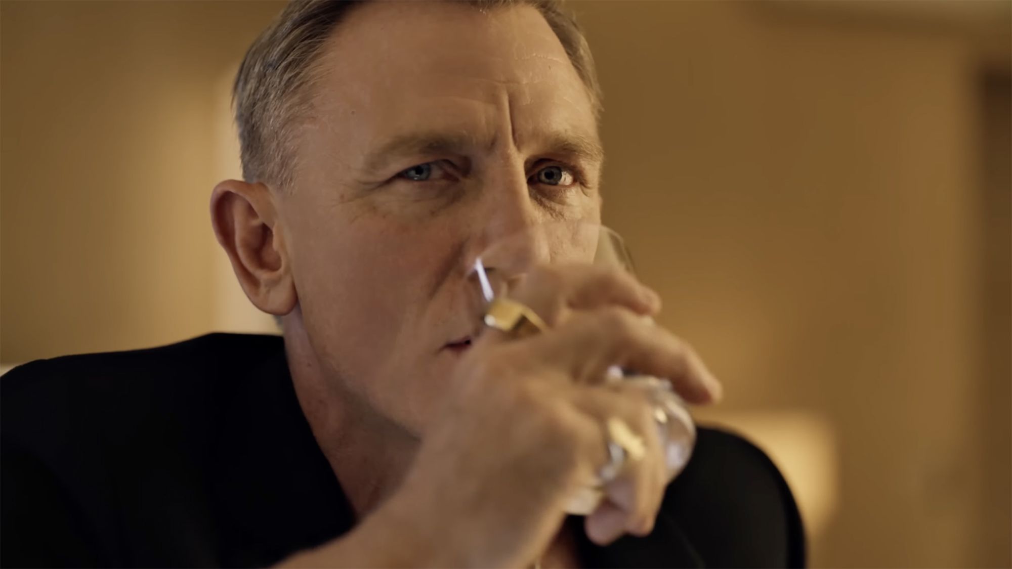 Daniel Craig shakes off serious Bond persona in new vodka ad, Entertainment