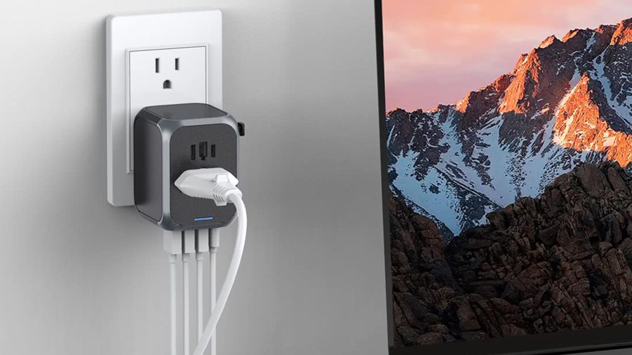 underscored Ouliyo Universal International Travel Plug Adapter