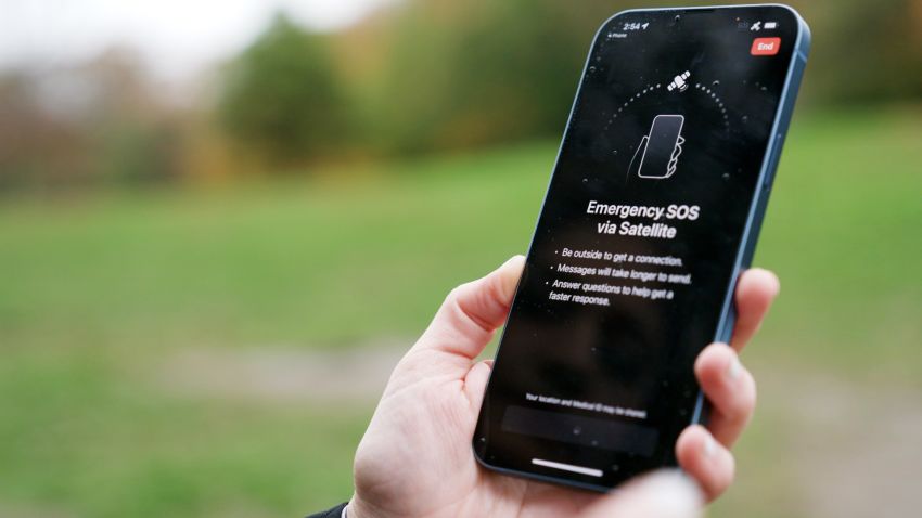 Apple 的 SOS 服務現在允許 iPhone 14 用戶在沒有手機信號的情況下聯繫緊急服務。