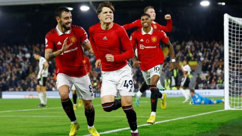 Manchester United beat Fulham on Sunday, taking the club to fifth in the Premier League table.