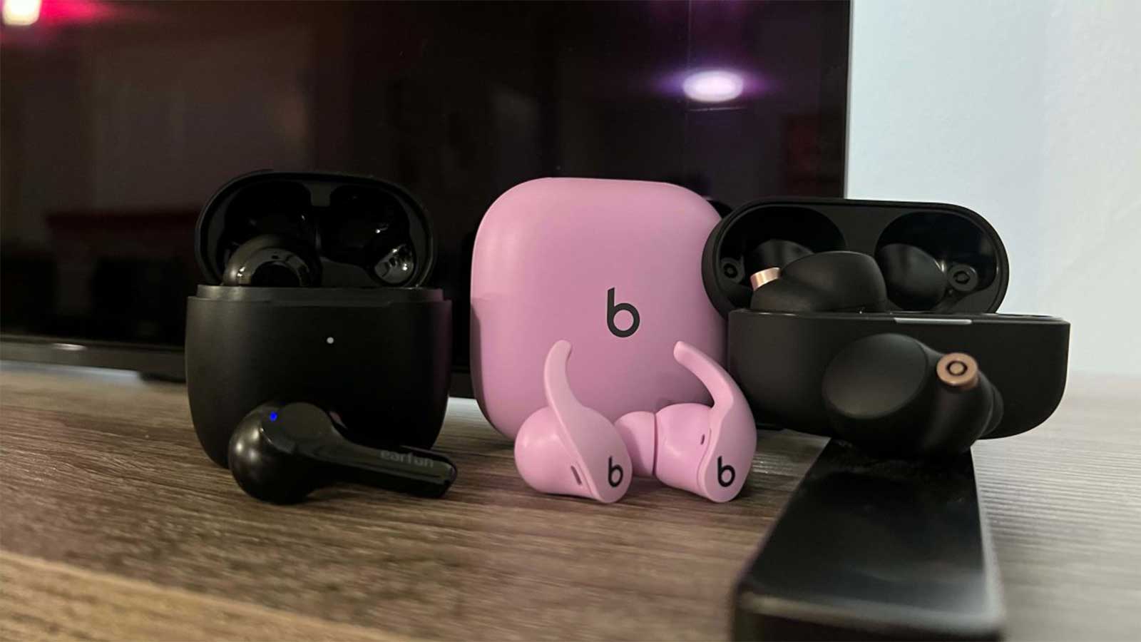 I tried AirPods Pro and Galaxy Buds Pro for 2 weeks. Here's the verdict -  CNET