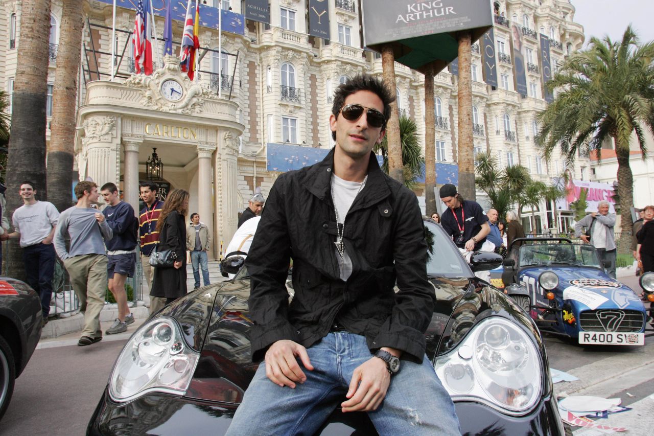 Oscar winner Adrien Brody posing at the 2004 rally in Cannes. 