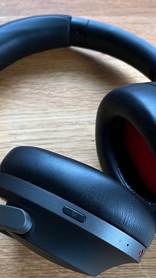 1More SonoFlow noise-canceling headphones sale