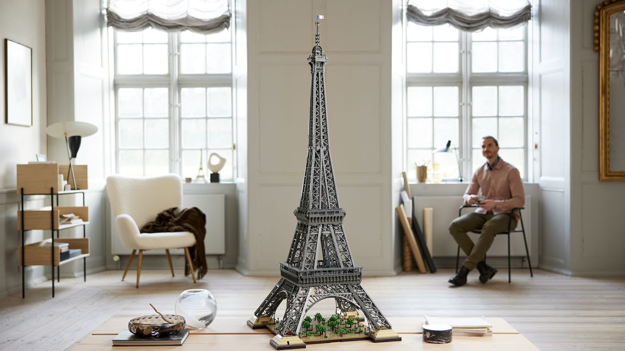 03 Lego 5ft Eiffel tower
