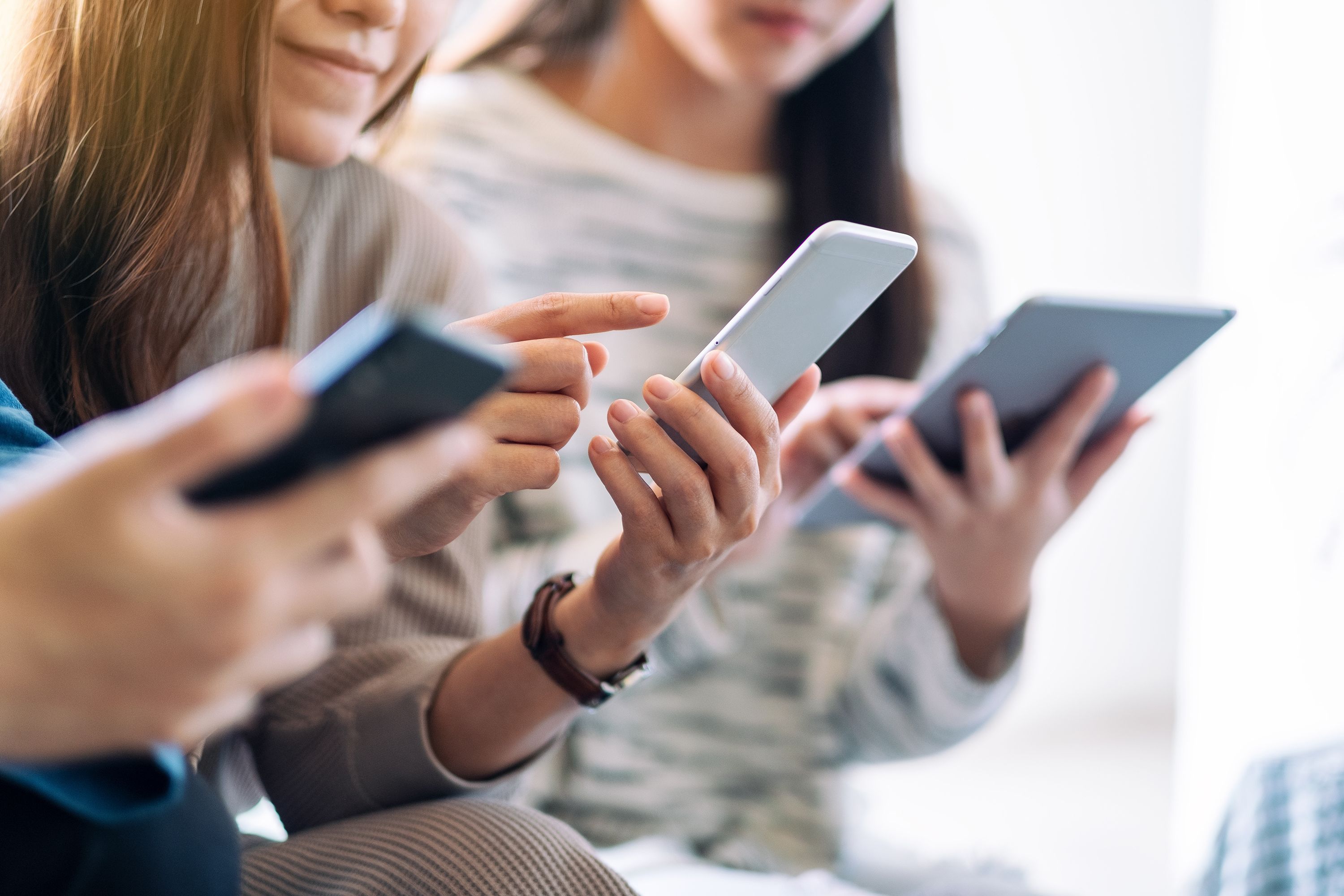 Teens are using technology, the Internet to forge new friendships